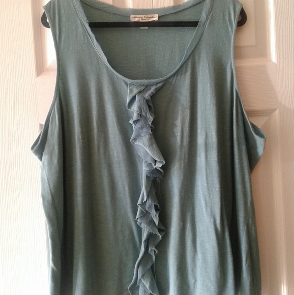 💥3/$20 Beautiful ruffled and frayed tank sz.3x - Picture 1 of 5